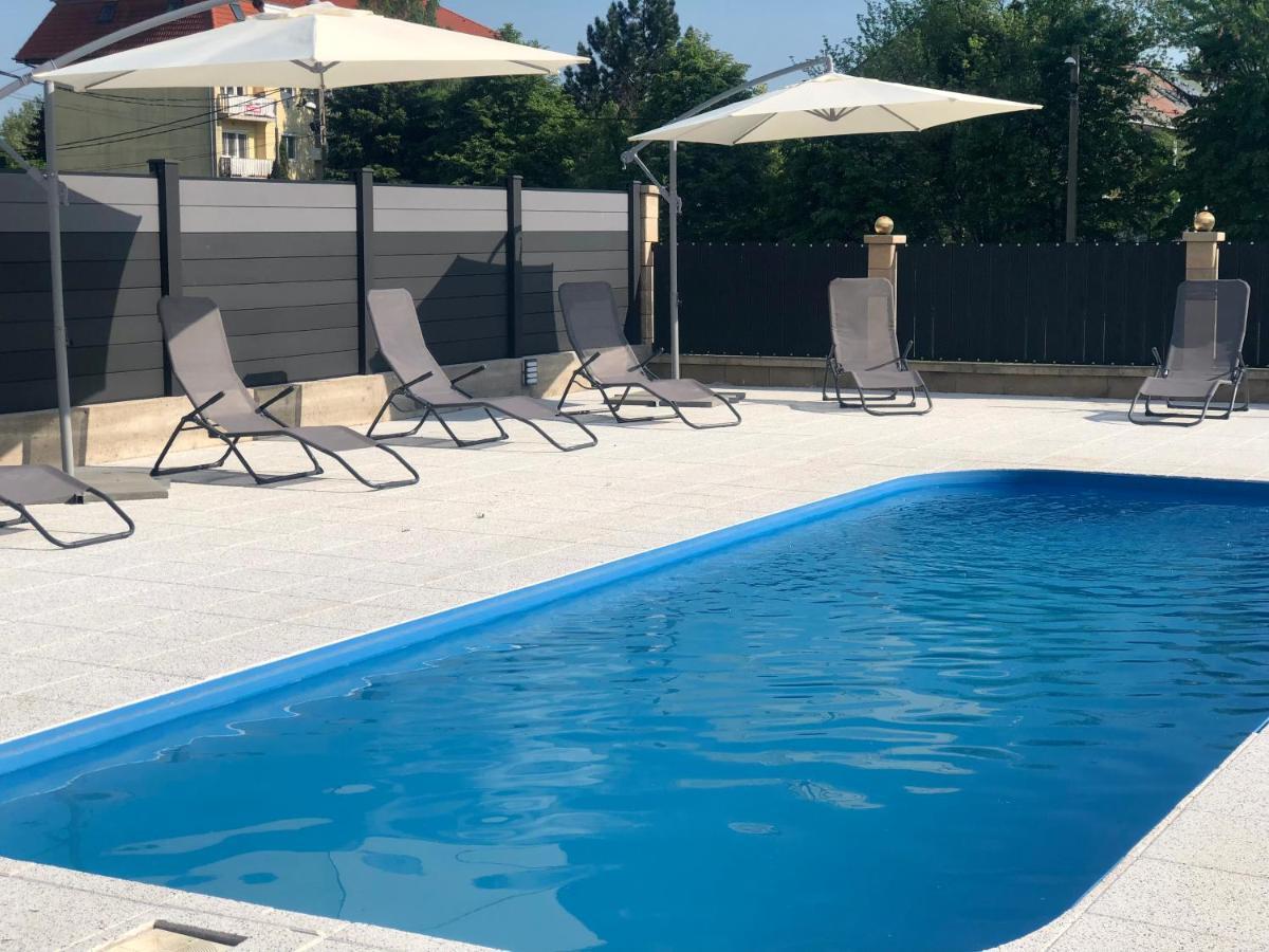 Alenso Guesthouse Heviz Exterior photo